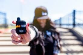 Insa All-In-One Vape - Titan lifestyle